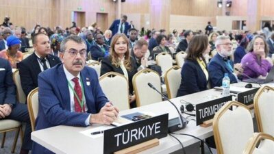 Sürdürülebilir kalkınmanın temelinin eğitimin dönüştürücü gücü olduğunu vurgulayan Milli Eğitim