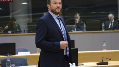 Estonya Dışişleri Bakanı Margus Tsahkna, Büyükelçi Zdenek Beranek ile görüşme