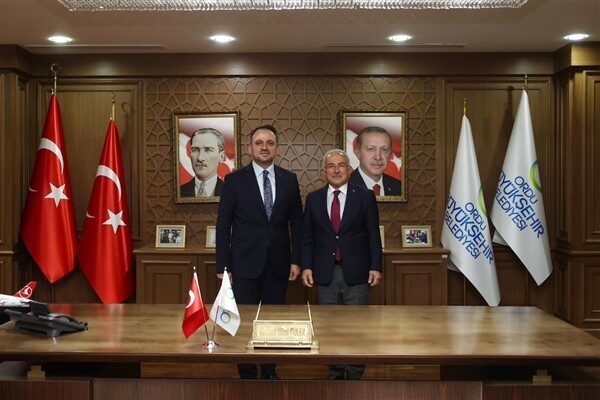 Bakan Yardımcısı Eminoğlu ziyaretinde, il genelindeki gençlik merkezleri, spor tesisleri