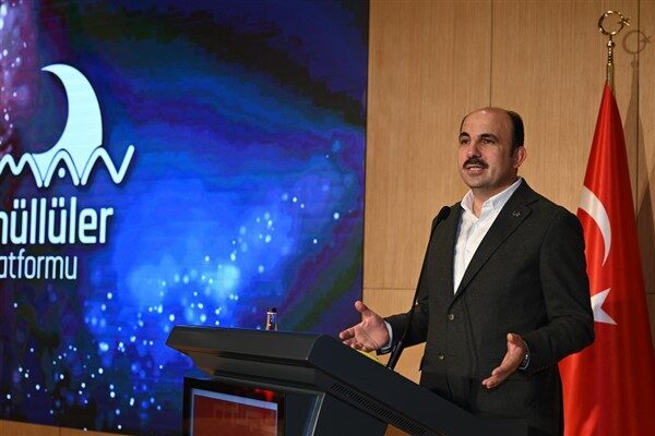 Başkan Altay: Gençlerimizle ilgili meselelerde imkanlar oluşturmaya çalışıyoruz Büyükşehir Taş Bina Kültür Sanat’ta düzenlenen programda gençler, yürüttükleri gönüllülük