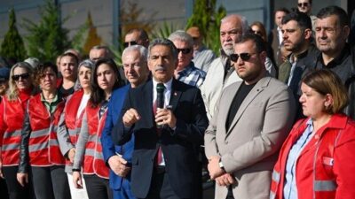 Açıklamaya belediye başkan yardımcıları, meclis üyeleri, CHP Gemlik İlçe Başkanı