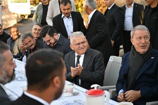 Kayseri Büyükşehir Belediye Başkanı Memduh Büyükkılıç, TBMM Milli Savunma Komisyonu