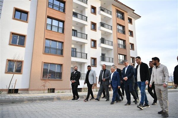 Büyükkılıç’ın ilk durağı, Sarımehmetli, Çukurağaç ve Akdere mahallelerini birbirine bağlayan