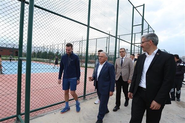 Kayseri Büyükşehir Belediye Başkanı Memduh Büyükkılıç, kente kazandırılan yeni spor