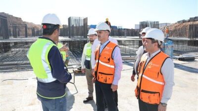 Çalışmaların süratle devam ettiği ve temel beton serimi öncesinde temel