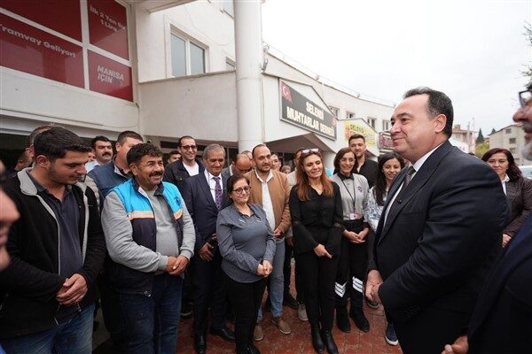 Manisa Büyükşehir Belediye Başkanı Besim Dutlulu, Selendi ilçesinde mahalle muhtarları,