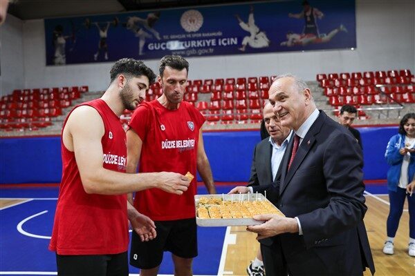 TVF Erkekler 1. Ligi’nde geçtiğimiz hafta Fenerbahçe SK Voleybol Takımı’nı