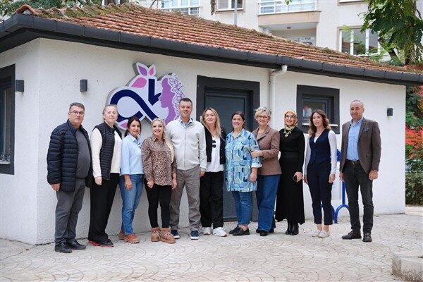 Çorlu Belediye Başkanı Ahmet Sarıkurt, halkla iç içe olmayı sürdürerek