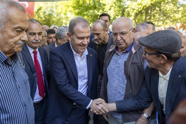 Başkan Seçer açılış töreninde yaptığı konuşmada, Mutluların çok çalışkan olduğunun