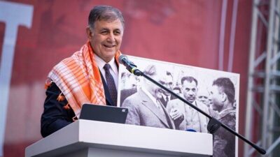 İzmir Büyükşehir Belediyesi, 29 Ekim Cumhuriyet Bayramı kapsamında çeşitli etkinlikler