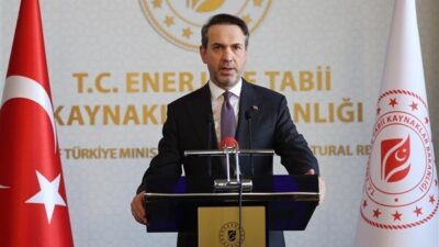 Türkiye’nin enerji talebinin 30 yıl içerisinde 3 katına çıkacağını belirten