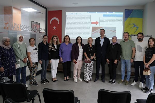Beylikdüzü Belediyesi tarafından ilçedeki anne ve çocuk merkezlerinde bilinçlendirme seminerleri