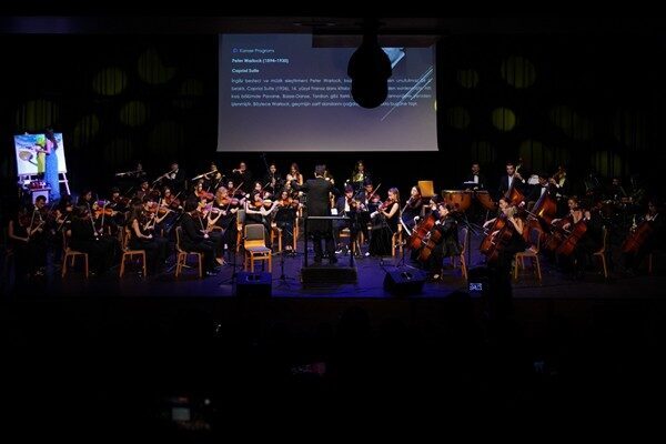 Beylikdüzü Atatürk Kültür ve Sanat Merkezi’nde gerçekleşen konserde, uluslararası üne