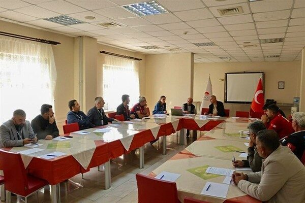 Bingöl Üniversitesi koordinasyonunda gerçekleştirilen ikinci oturumda, farklı kurum, kuruluş ve