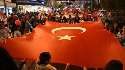 Bornova Belediyesi tarafından , 29 Ekim Cumhuriyet Bayramı’nın 102. yılını