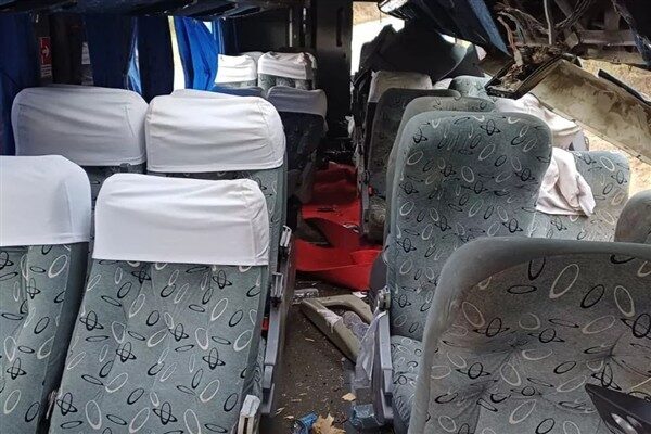 Polis, kazanın 18 Ekim Cumartesi günü, otobüste yaklaşık 30 yolcu