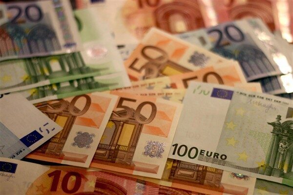 Euro kabulüyle ilgili olası dolandırıcılık konulu bir konferans öncesinde Bulgaristan