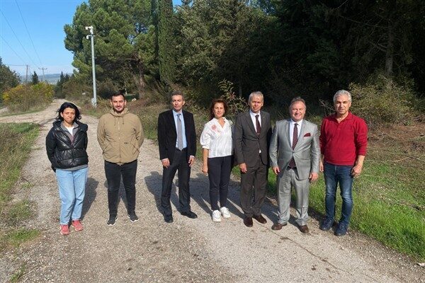 Bursa tarımına akademik bakış Fide-fidan temininden ekipman desteğine, damla sulama boru dağıtımından sıvı gübre