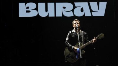 Bursa Büyükşehir Belediyesi, düzenlediği konserlerde sanatçıları Bursalılarla buluşturmaya devam ediyor.