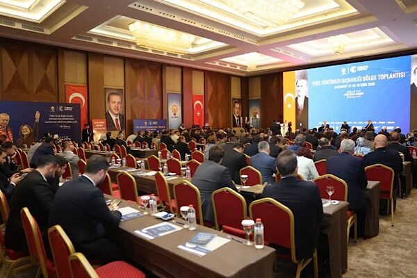 Kayseri Büyükşehir Belediye Başkanı Dr. Memduh Büyükkılıç, AK Parti Yerel