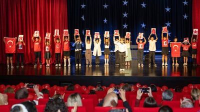 Mezitli ve Toroslar Çocuk Kampüsü öğrencileri, 29 Ekim Cumhuriyet Bayramı’nın
