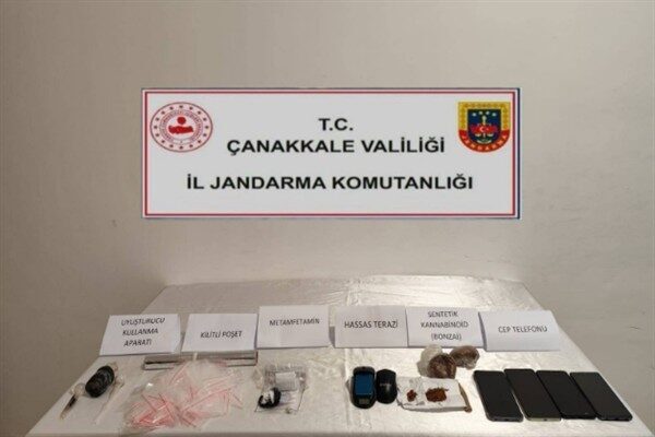 Çanakkale İl Jandarma Komutanlığı ekiplerince, uyuşturucu veya uyarıcı madde ile