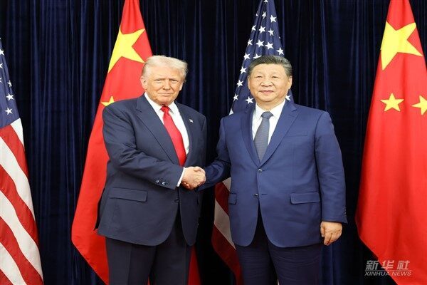 Çin ve ABD liderleri Busan’da bir araya geldi Çin Cumhurbaşkanı Xi Jinping ile ABD Başkanı Donald Trump, bugün