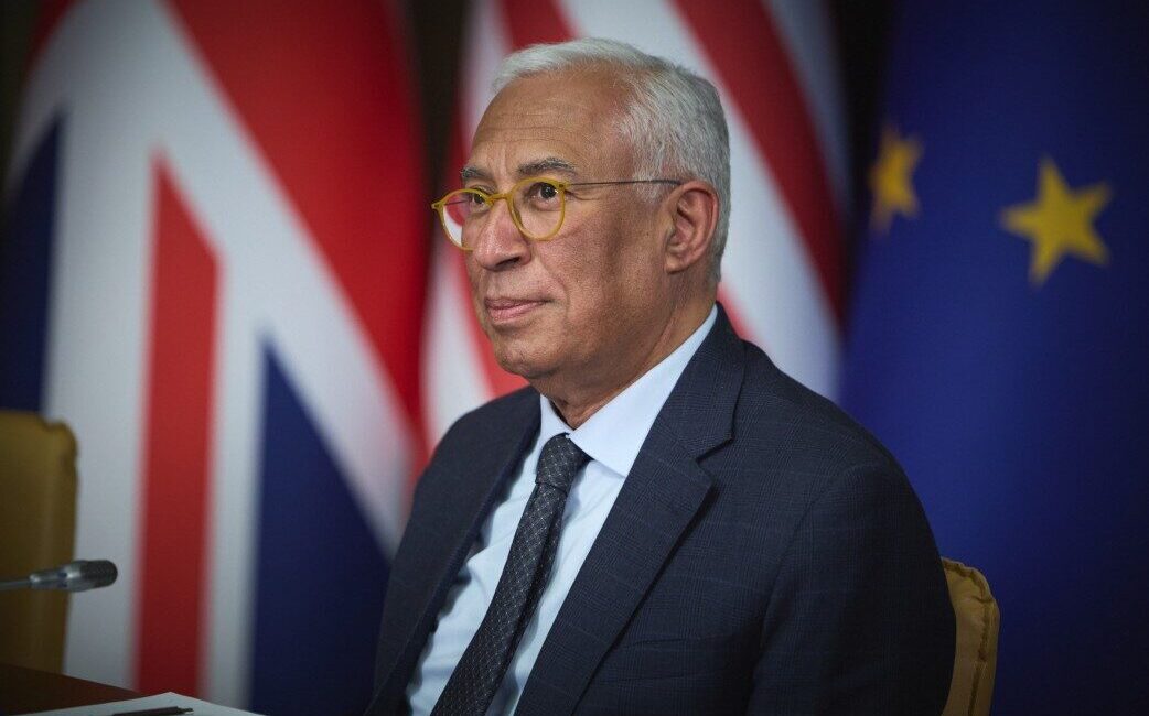 Costa: Çin ile dengeli ve güvenilir ilişkiler istiyoruz AB Konseyi Başkanı Costa, ASEAN Zirvesi kapsamında Çin Başbakanı Li
