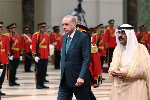 Cumhurbaşkanı Recep Tayyip Erdoğan, Kuveyt Emiri Şeyh Mişal El Ahmed