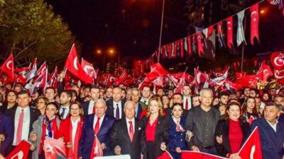 Cumhuriyet’in 102. yıldönümü, Bursa’da düzenlenen programlarla kutlandı. Bursalılar Nilüfer’de her