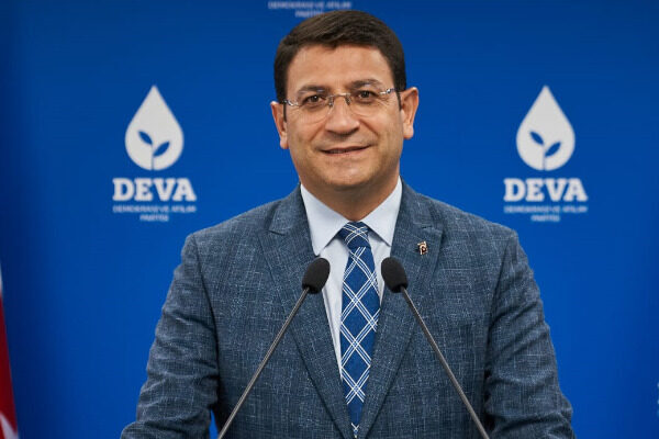 Başkan Yardımcısı Şahin yaptığı basın açıklamasında “Bu ziyaretin faturası, Türk