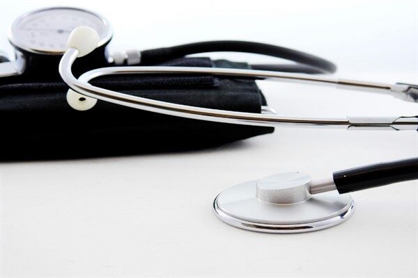 DSÖ: Sağlık hizmetleri hedef değildir DSÖ’nün açıklamasında, bölgede sivillerin çatışmalar arasında mahsur kaldığı, insani yardımdan