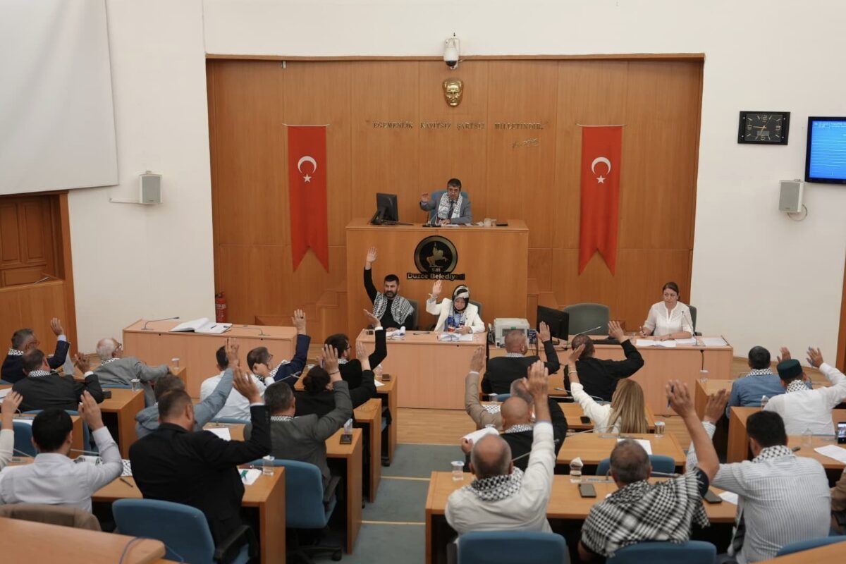 Düzce Belediye Meclisi Ekim ayı ilk birleşiminde 27 gündem maddesini