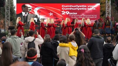 Eskişehir Büyükşehir Belediyesi tarafından , Cumhuriyet’in 102. yılı etkinlikleri kapsamında