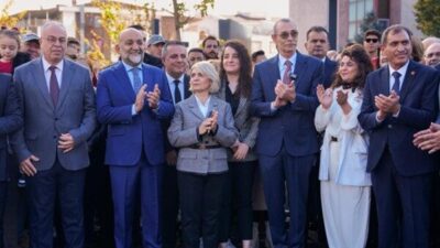 Etimesgut Belediyesi, Cumhuriyet’in 102. yıl dönümünü coşkuyla kutlamaya devam ediyor.