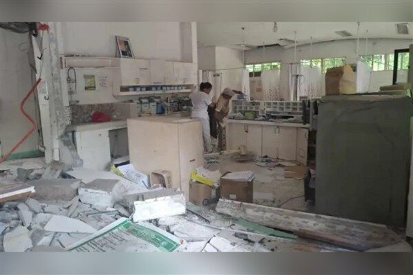 Pasifik Tsunami Uyarı Merkezi daha önce, Filipinler kıyılarına ulaşan gelgit