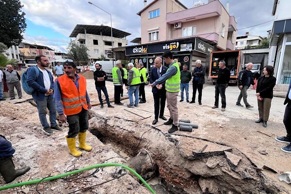  İZSU tarafından Gaziemir’in Sarnıç Mahallesi’nde 205 milyon liralık yatırımla başlatılan