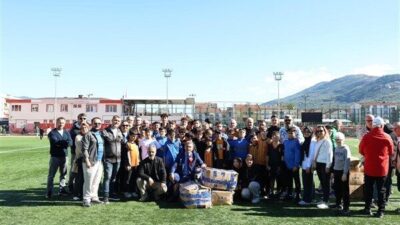 Gemlik Belediyesi’nin destek çalışması, Başkan Deviren’in yanı sıra Belediye Başkan