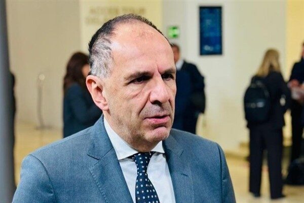Yunanistan Dışişleri Bakanı Gerapetritis, Avrupa Birliği Dış İlişkiler Konseyi kapsamında düzenlenen