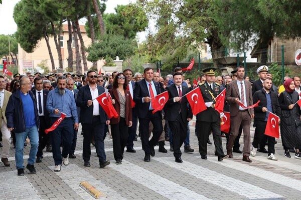 Gökçeada’da Cumhuriyet’in 102. yılı kutlandı Cumhuriyet'in 102. yılı, Gökçeada’da kutlandı. Etkinlikler, 28 Ekim günü Cumhuriyet