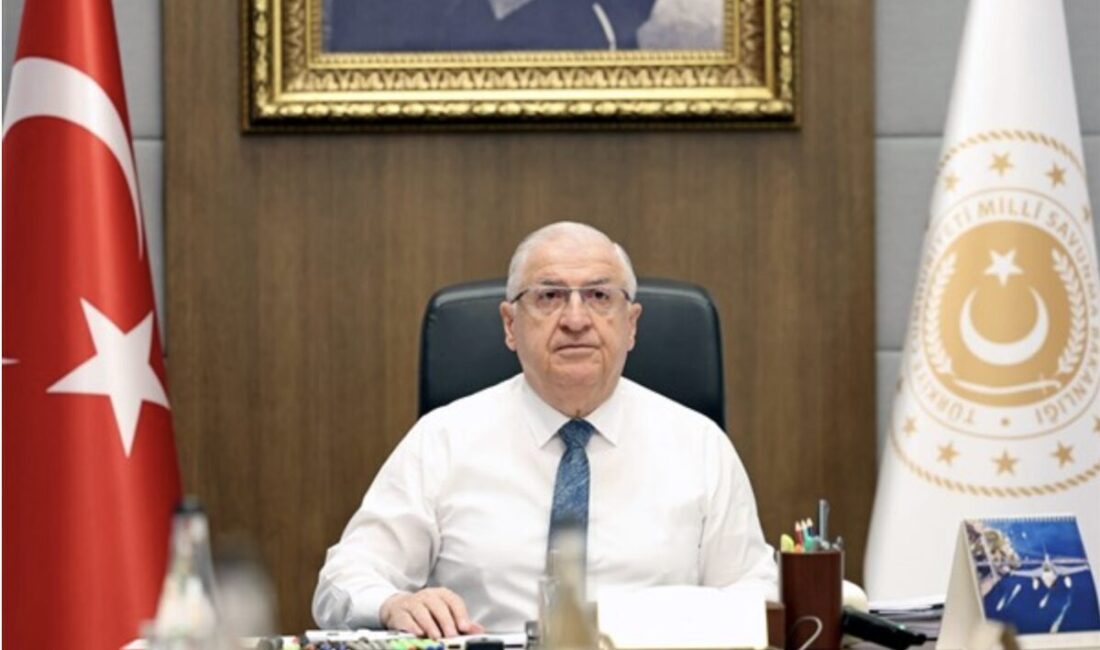 Milli Savunma Bakanı Yaşar Güler, Moğolistan Savunma Bakanı Damba Batlut