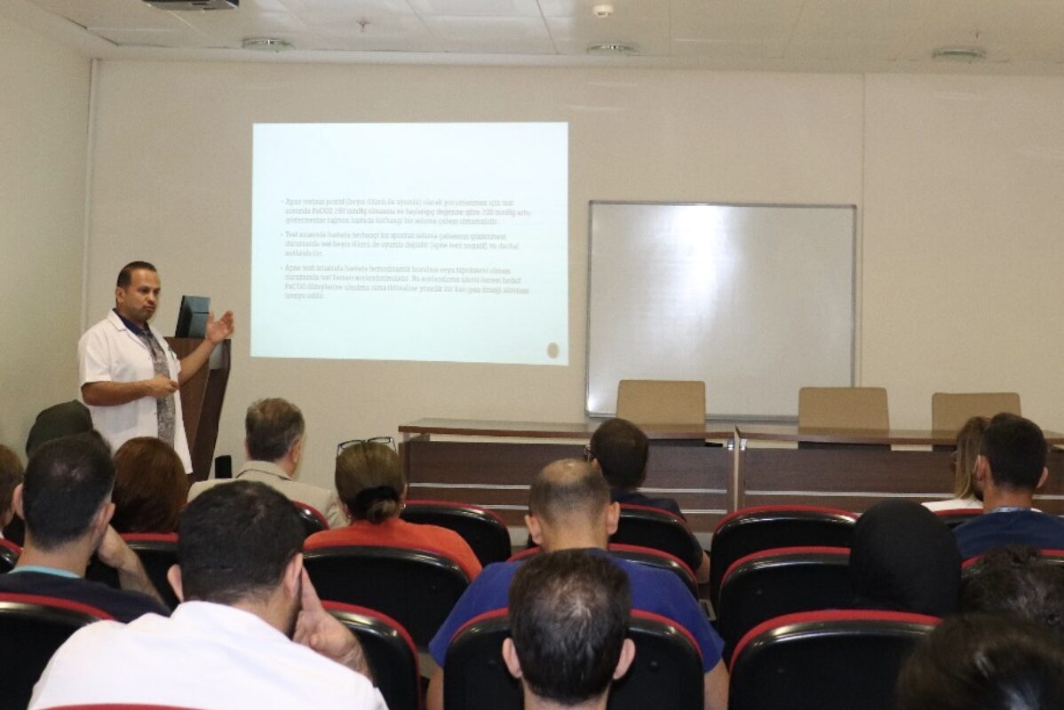 Harran Üniversitesi Hastanesi, sağlık hizmetlerinin yanı sıra toplumsal farkındalık etkinliklerine