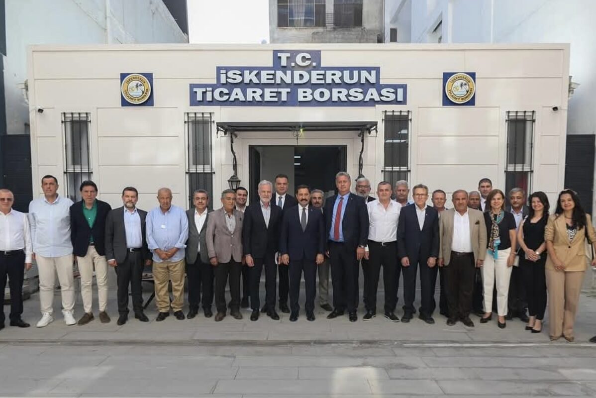 Hatay Valisi Mustafa Masatlı başkanlığında, il genelinde faaliyet gösteren Ticaret ve Sanayi Odaları,