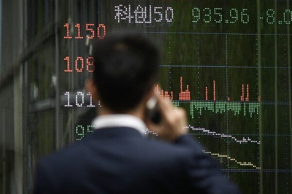 Çin Başbakan Yardımcısı He Lifeng, sermaye piyasasındaki reformların ve dışa