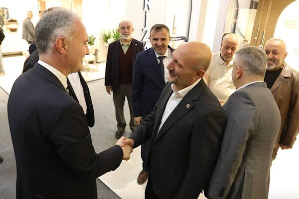 14 Ekim Salı günü kapılarını açan 53. Uluslararası Uluslararası Mobilya,