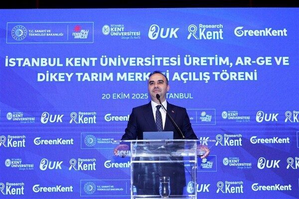 Sanayi ve Teknoloji Bakanı Mehmet Fatih Kacır, İstanbul Kent Üniversitesinde;