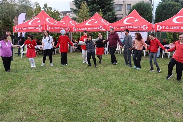 İzmit Belediyesi'nin otizmli bireylere yönelik hizmet sunduğu Otizm Spor ve