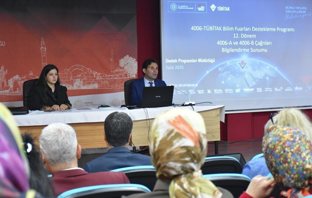 İl Millî Eğitim Müdürlüğü Konferans Salonu’nda yapılan toplantıya İl Millî