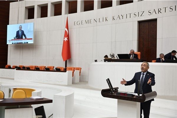Karatutlu: Kültür Bakanlığı hala yanaşmıyor, bürokrasi vatandaşı oyalıyor DEVA Partisi Genel Başkan Yardımcısı ve Kahramanmaraş Milletvekili Dr. İrfan