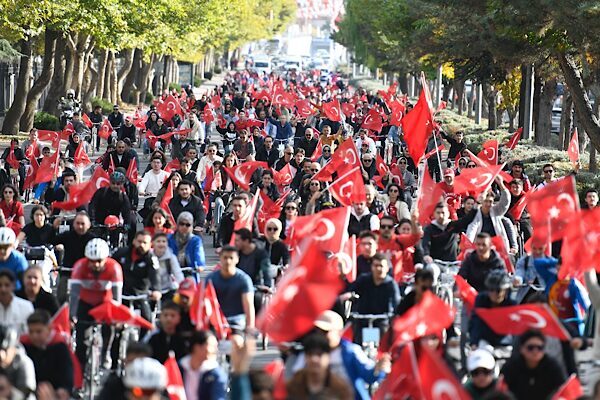 Kayseri Büyükşehir Belediyesi Spor A.Ş. tarafından düzenlenen “Cumhuriyetin Gücüyle Pedallıyoruz”